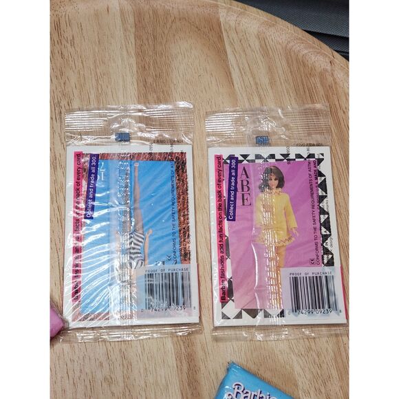 Barbie Lot 1990s Trading Cards 1988 Tissues - Picture 5 of 7